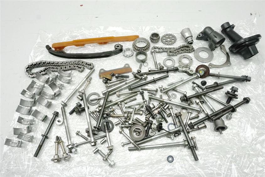 HONDA CB 1000 R ABS SC60 SCHRAUBEN & KLEINTEILE - MOTOR