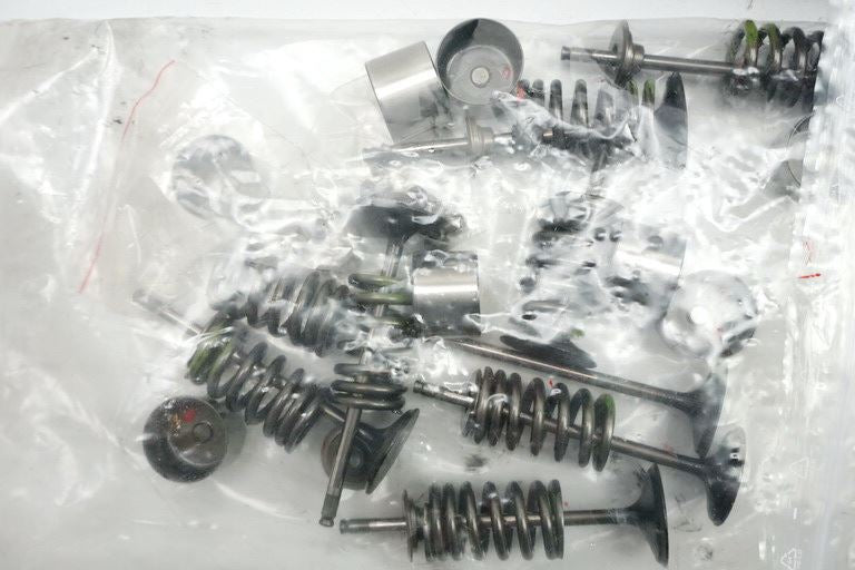 HONDA CB 1000 R ABS SC60 ZYLINDERKOPF VENTILE CYLINDER HEAD