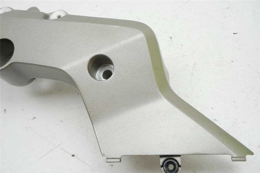 HONDA CB 1000 R ABS SC60 BASE PLATE FOOTREST BRACKET RIGHT HOLDER FRAME