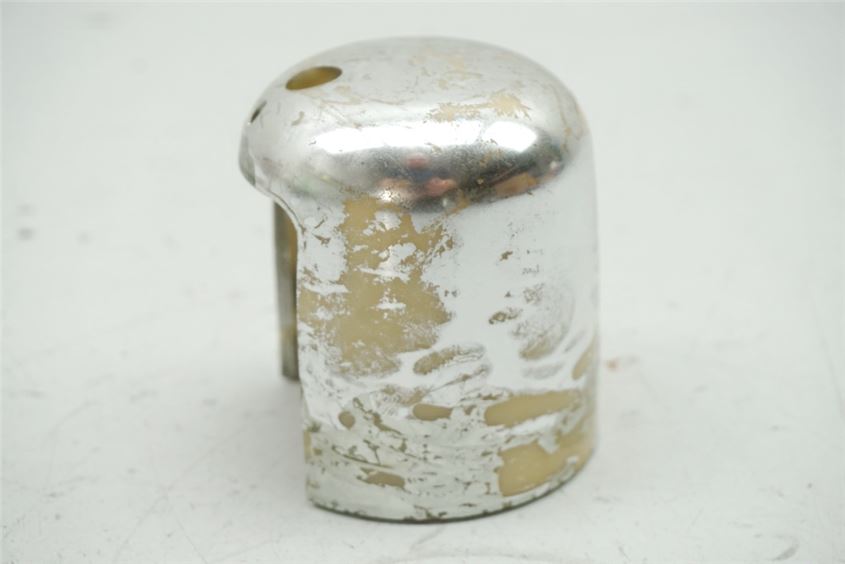 SUZUKI GSX 1100 G GV74A GEHÄUSE COCKPIT TANKANZEIGE COVER BECHER BLENDE