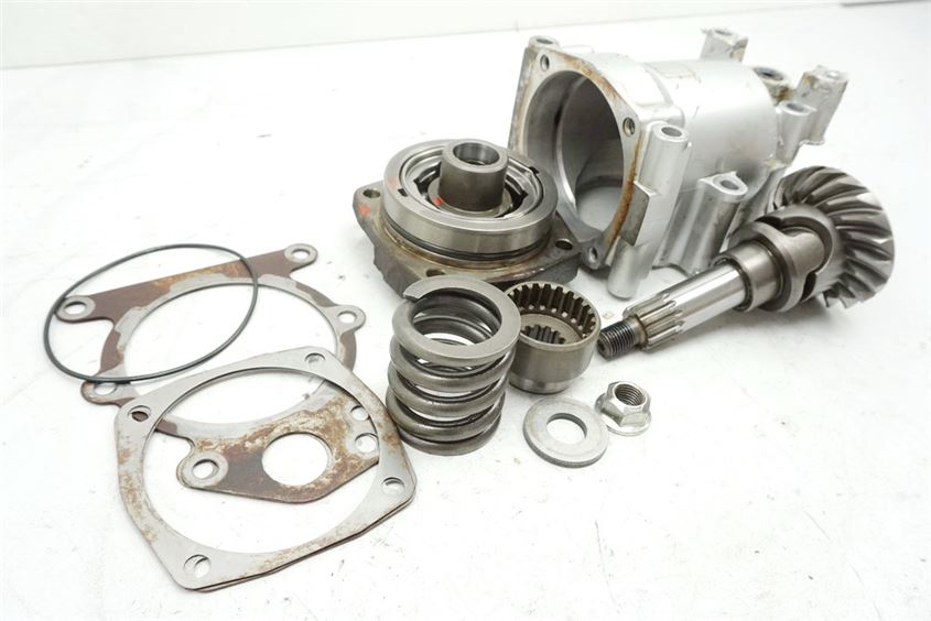 SUZUKI GSX 1100 G GV74A REENVÍO ÁNGULAR CARDÁN TRANSMISIÓN EJE SALIDA CAJA DE CAMBIOS
