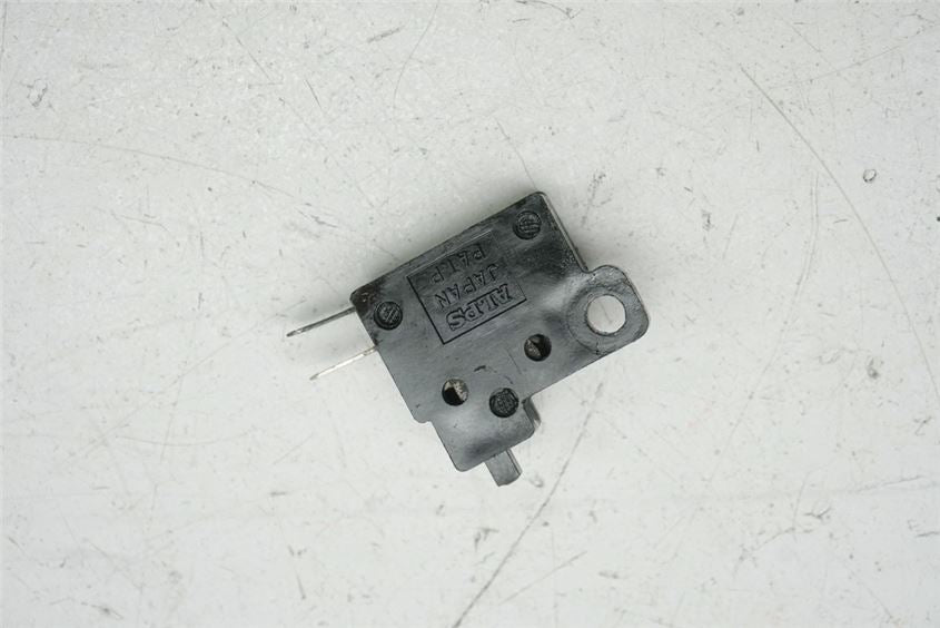 HONDA VT 500 C PC08 BREMSLICHTSCHALTER VORN