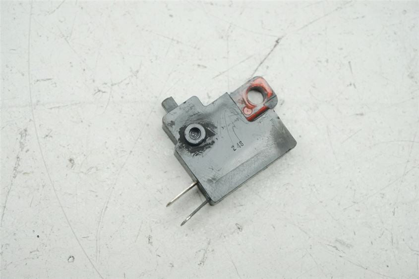 HONDA VT 500 C PC08 BREMSLICHTSCHALTER VORN