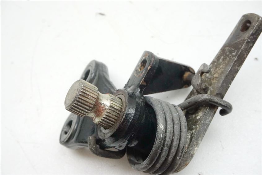 HONDA VT 500 C PC08 HALTER BREMSPEDAL WELLE AUFNAHME