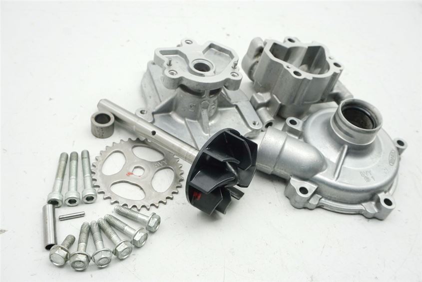 BOMBA DE AGUA YAMAHA FZ1 S RN16 FAZER