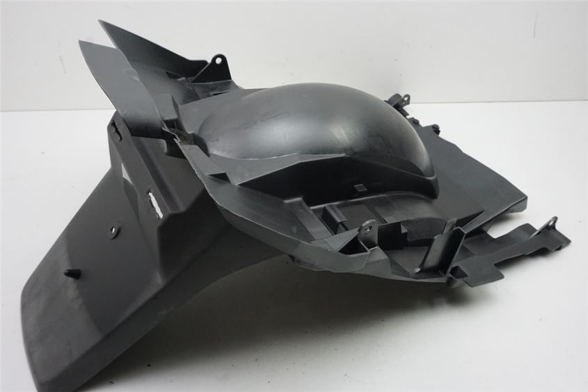 SUZUKI AN 400 WVAU BURGMAN REAR FENDER WHEEL ARCH MUDGUARD