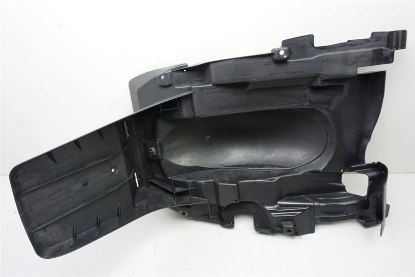 SUZUKI AN 400 WVAU BURGMAN REAR FENDER WHEEL ARCH MUDGUARD