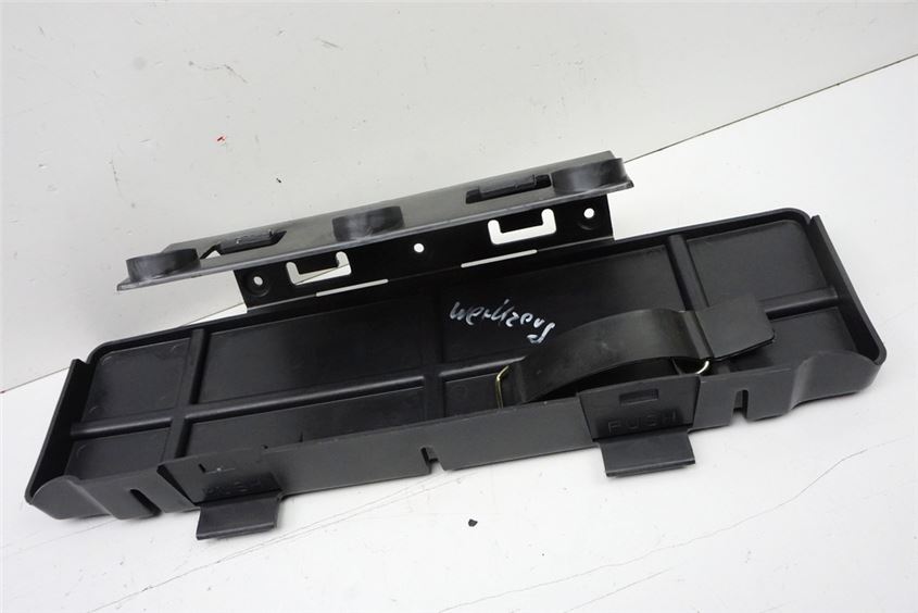 SUZUKI AN 400 WVAU BURGMAN TOOLBOX TOOL COMPARTMENT HOLDER TOOL