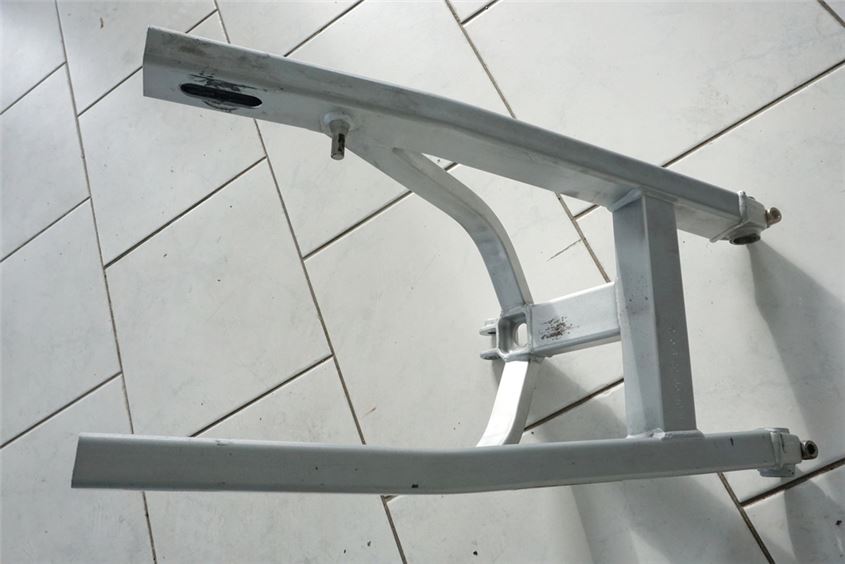 DUCATI 750 SS i.e. SWINGARM