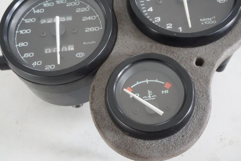 DUCATI 750 SS i.e. TACHO COCKPIT INTSRUMENTE SPEEDOMETER