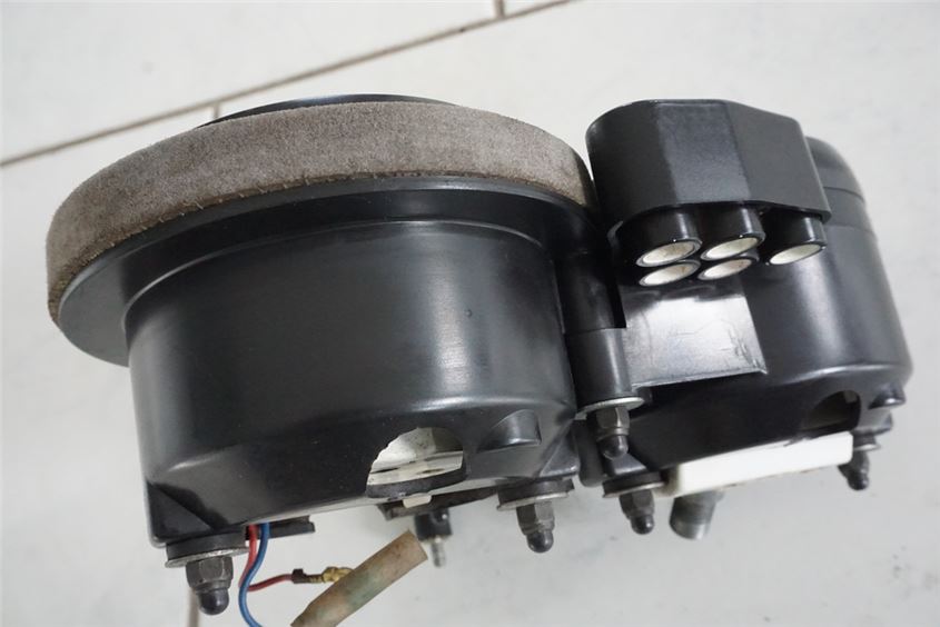 DUCATI 750 SS i.e. TACHO COCKPIT INTSRUMENTE SPEEDOMETER