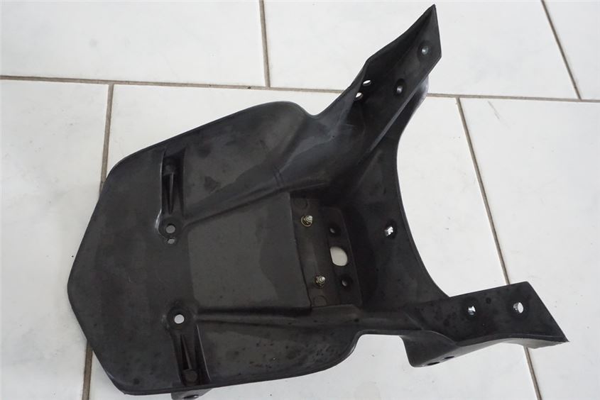 DUCATI 750 SS i.e. KENNZEICHENHALTER KOTFLÜGEL SPRITZSCHUTZ FENDER RADLAUF