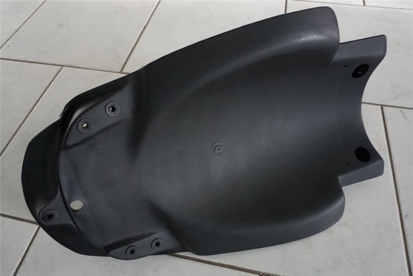 DUCATI 750 SS i.e. HECKINNENVERKLEIDUNG KOTFLÜGEL RADLAUF FERNDER