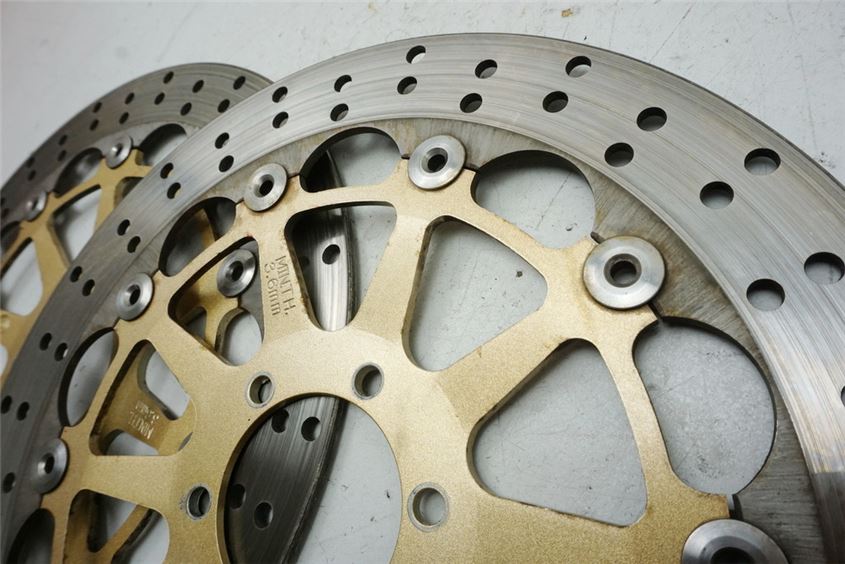 DUCATI 750 SS i.e. BREMSSCHEIBEN VORN BRAKE DISC 3,9 MM