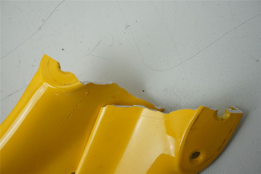 DUCATI 750 SS i.e. FRONT FAIRING RIGHT COWL MASK UPPER PART