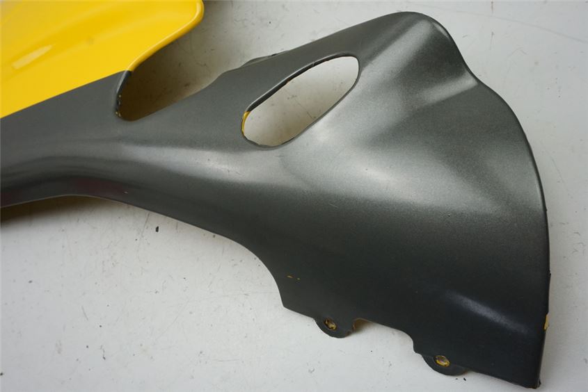 DUCATI 750 SS i.e. CARENADO INFERIOR IZQUIERDO SPOILER CUBIERTA