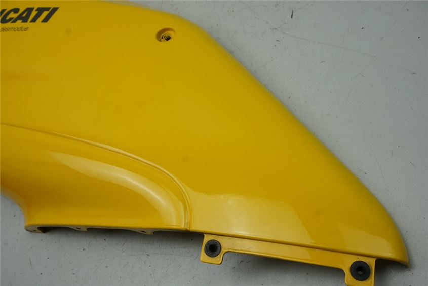 DUCATI 750 SS i.e. CARENADO LATERAL IZQUIERDO CUBIERTA