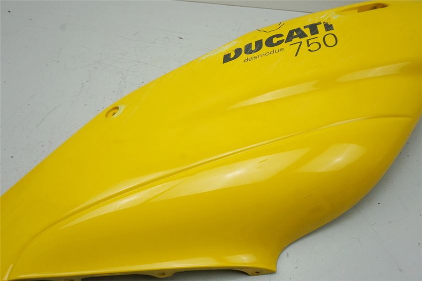 DUCATI 750 SS i.e. SEITENVERKLEIDUNG RECHTS ABDECKUNG COVER
