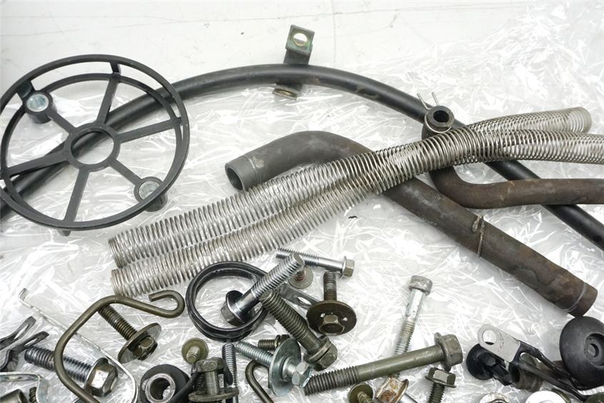SUZUKI AN 400 WVAU BURGMAN SCHRAUBEN & KLEINTEILE