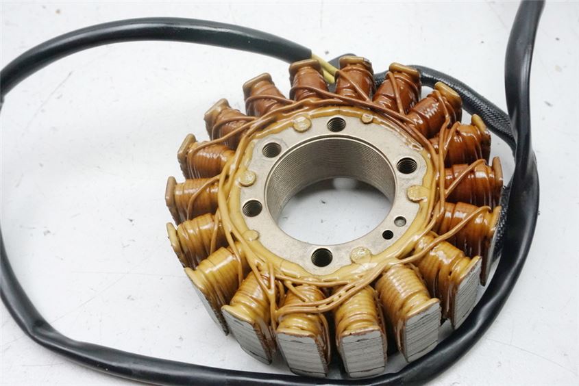 DUCATI 750 SS i.e. LIMA STATOR LICHTMASCHINE ORIGINAL