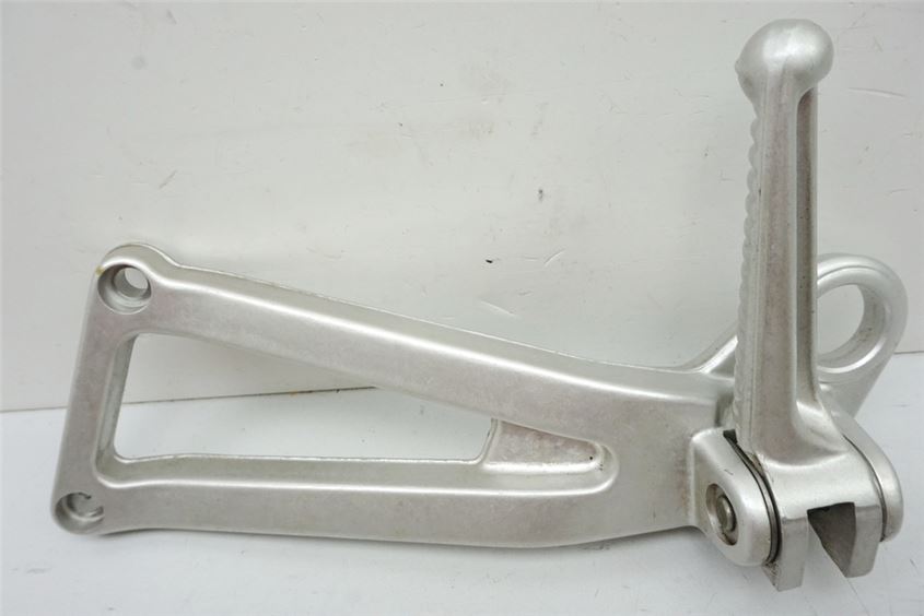 DUCATI 750 SS i.e. ESTRIBERA TRASERA IZQUIERDA SOPORTE ESTRIBERA