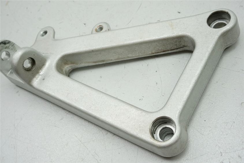 DUCATI 750 SS i.e. FUßRASTENTRÄGER FAHRER RECHTS HALTER FUßRASTE HALTEPLATTE