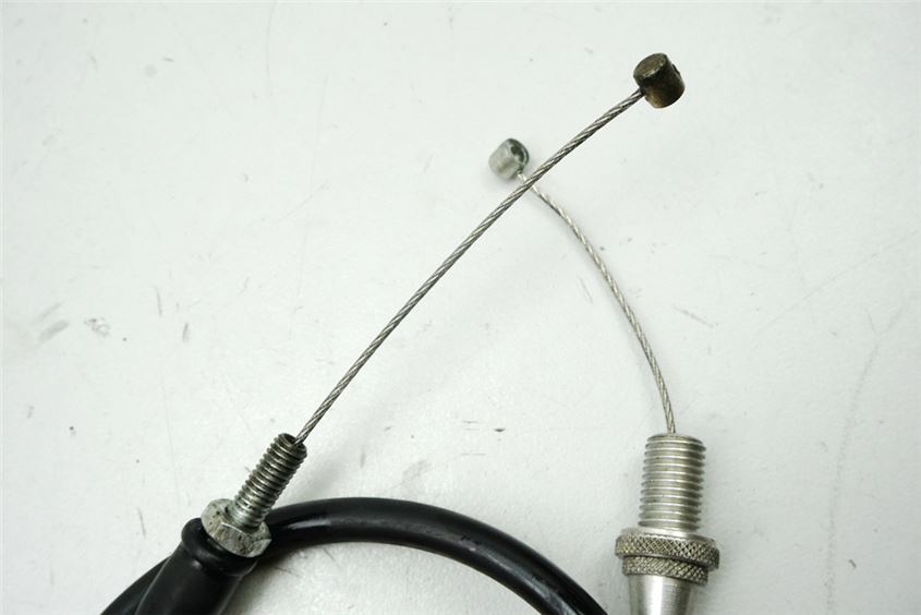 DUCATI 750 SS i.e. CABLE ACELERADOR