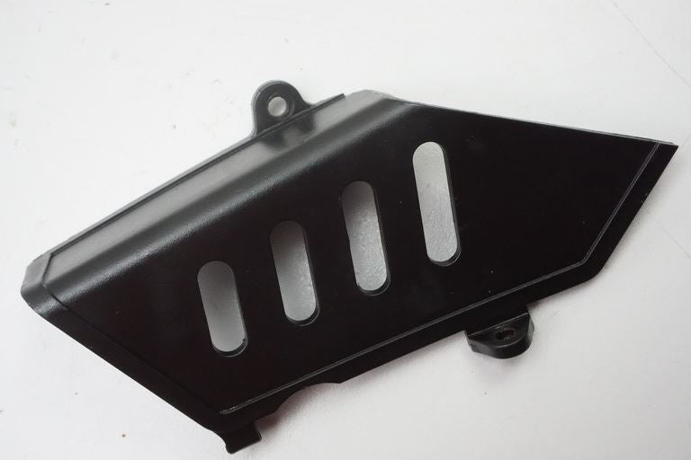 DUCATI 750 SS i.e. PROTECTOR DE CADENA CUBIERTA BASCULANTE