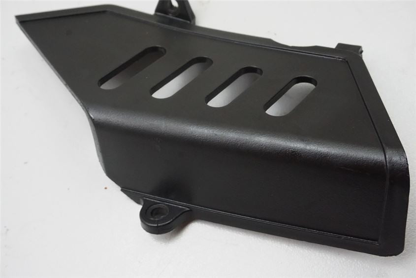 DUCATI 750 SS i.e. PROTECTOR DE CADENA CUBIERTA BASCULANTE