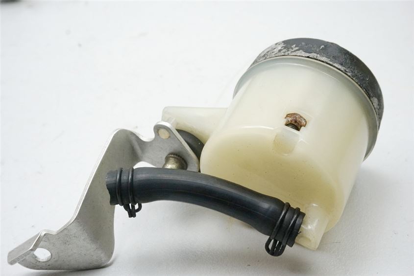 DUCATI 750 SS ie BREMSFLÜSSIGKEITSBEHÄLTER VORN