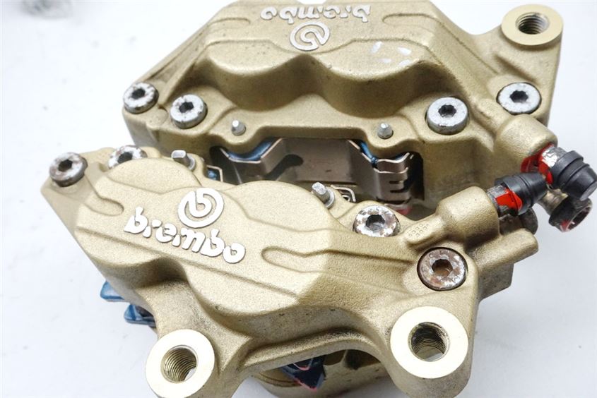 DUCATI 750 SS ie BREMSSATTEL VORN BREMBO - PAAR BRAKE CALIPER
