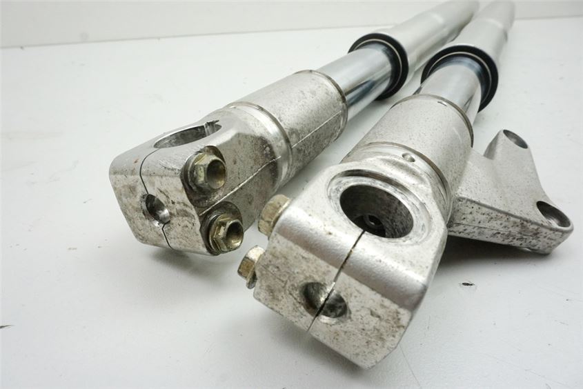 DUCATI 750 SS ie GABELHOLME GABEL FORK TAUCHROHR STANDROHR