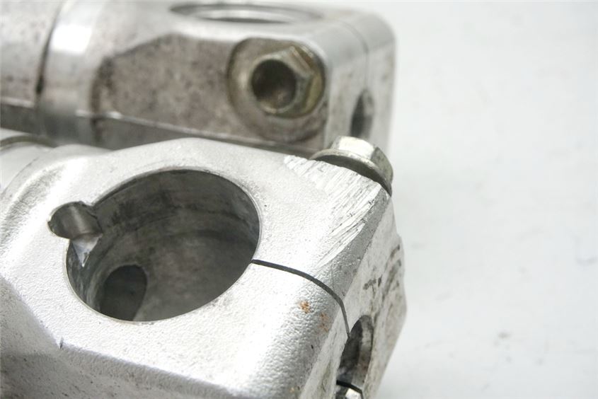 DUCATI 750 SS ie GABELHOLME GABEL FORK TAUCHROHR STANDROHR