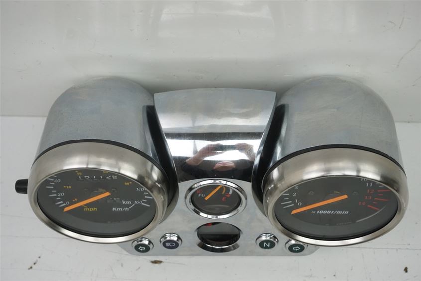 HYOSUNG GV 250 AQUILA TACHO COCKPIT INSTRUMENTE SPEEDOMETER