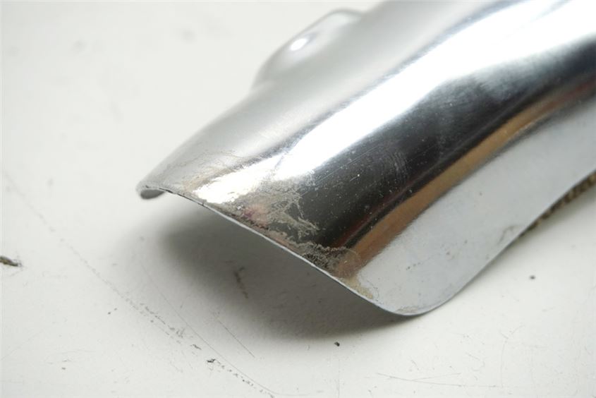 HYOSUNG GV 250 AQUILA CUBIERTA TAPA COLECTOR DELANTERO EMBELLECEDOR INFERIOR