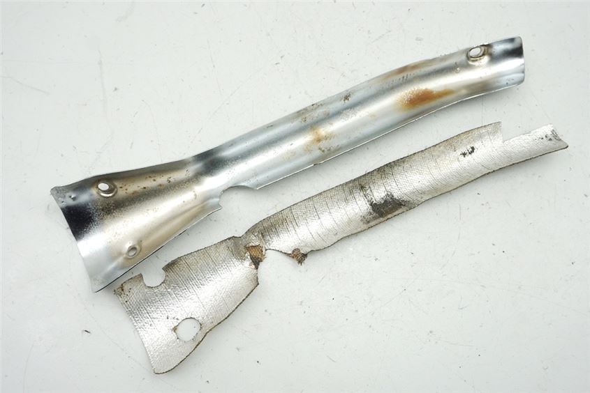 HYOSUNG GV 250 AQUILA ABDECKUNG COVER KRÜMMER VORN BLENDE UNTEN
