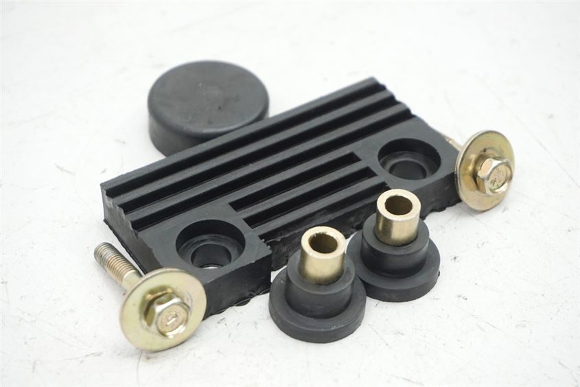 HYOSUNG GV 250 AQUILA TANK GUMMIS AUFLAGE HALTER