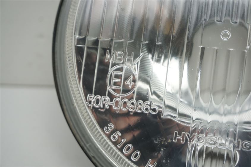 HYOSUNG GV 250 AQUILA SCHEINWERFER EINSATZ LAMPE HEADLIGHT