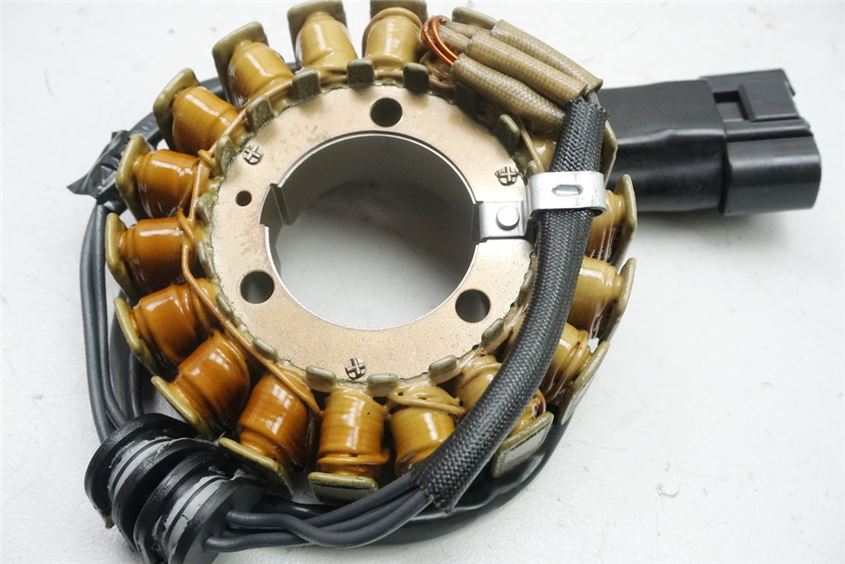 YAMAHA MT01 RP12 ESTATOR DEL ALTERNADOR DE LUCES - ORIGINAL
