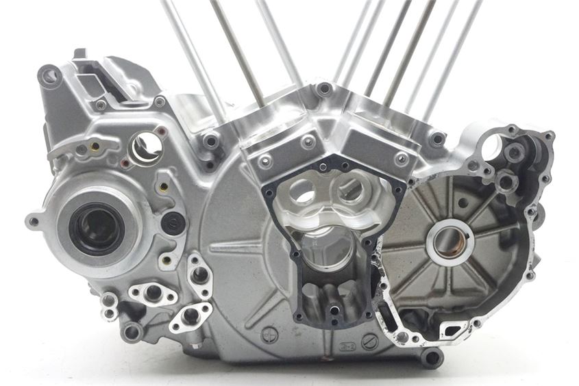 YAMAHA MT01 RP12 ENGINE CRANKCASE