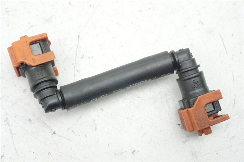 YAMAHA MT01 RP12 FUEL LINE PRESSURE REGULATOR INJECTORS FUEL HOSE
