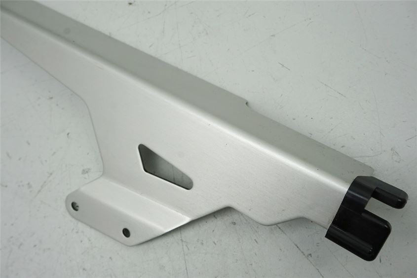 YAMAHA MT01 RP12 CUBRECADENAS BASCULANTE CARENADO