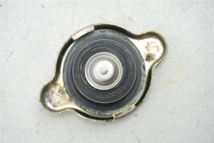 HONDA CN 250 MF02 HELIX TAPA DE RADIADOR CUBIERTA TAPA DE CIERRE DE RADIADOR