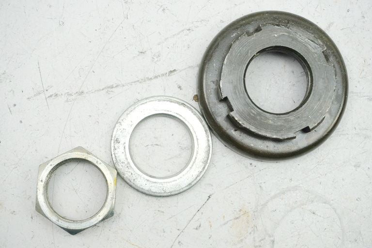 HONDA CN 250 MF02 HELIX MUTTER SICHERUNG LENKKOPF GABELBRÜCKE