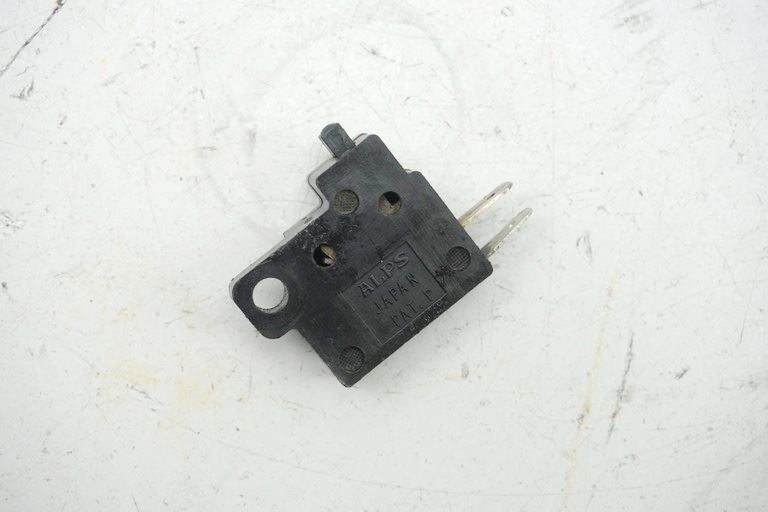 HONDA CN 250 MF02 HELIX FRONT BRAKE LIGHT SWITCH