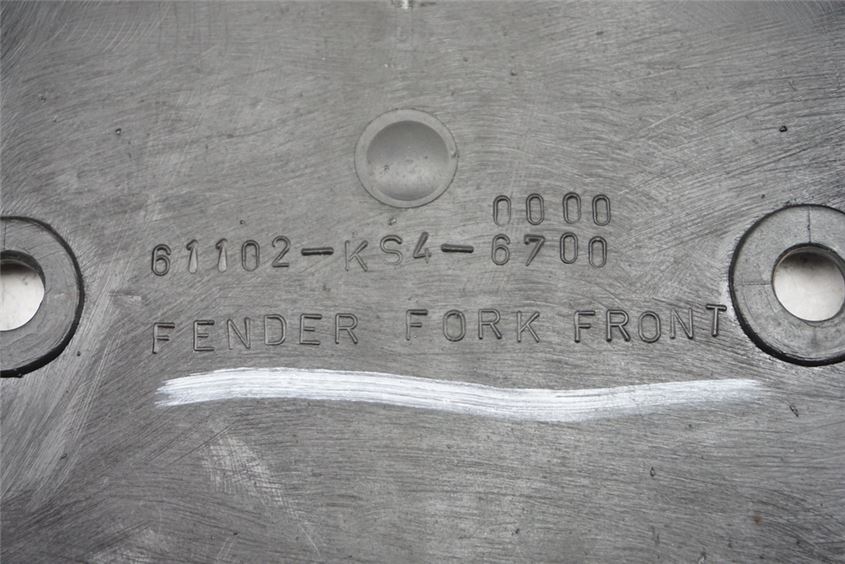 HONDA CN 250 MF02 HELIX VERKLEIDUNG GABEL UNTEN ABDECKUNG COVER FENDER