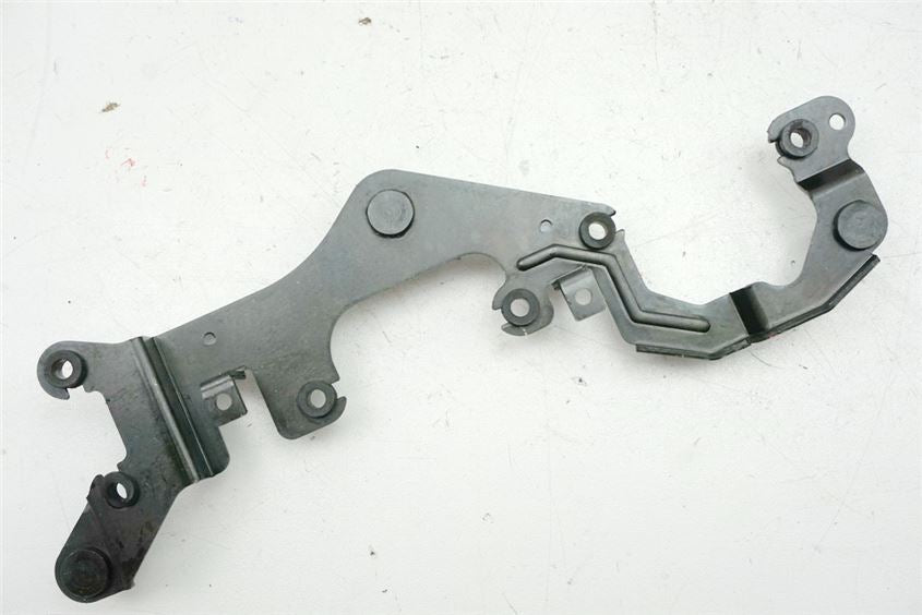 SUZUKI RF 600 GN76B HALTERUNG TACHO COCKPIT HALTEPLATTE