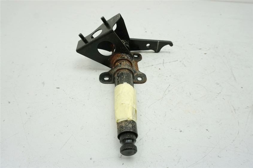 HONDA CN 250 MF02 HELIX BRAKE PEDAL MOUNT SHAFT FOOT BRAKE PEDAL