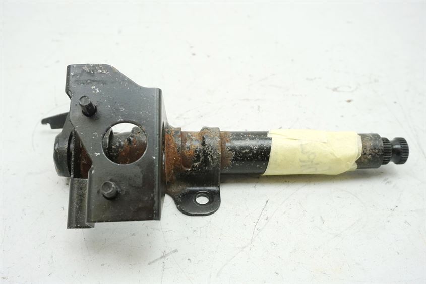 HONDA CN 250 MF02 HELIX BRAKE PEDAL MOUNT SHAFT FOOT BRAKE PEDAL