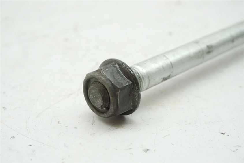 HONDA CN 250 MF02 HELIX FRONT AXLE SHAFT